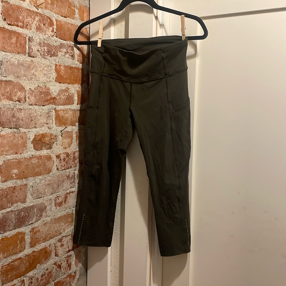 LuluLemon Fast and Free Olive Capris
